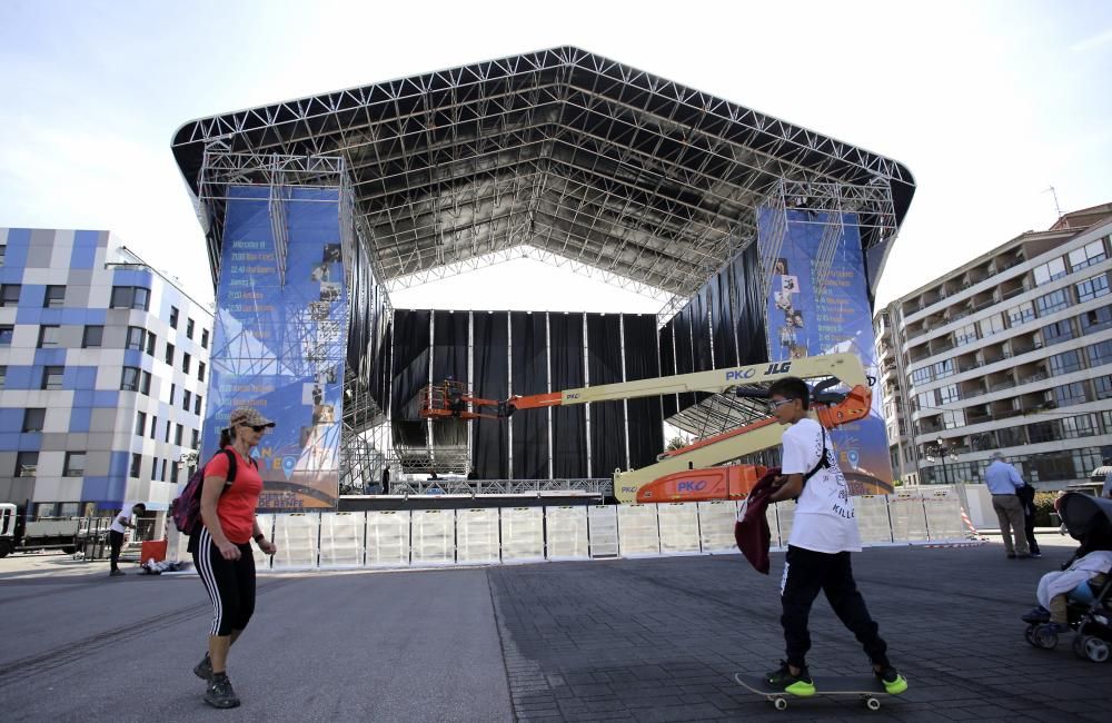 Escenario para los conciertos situado en la Losa