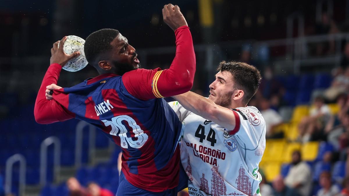 Imagen del partido entr el Barça y el Logroño La Rioja