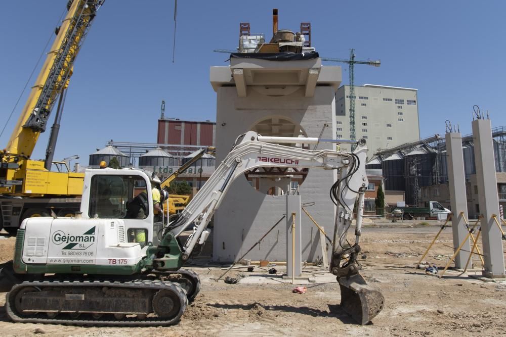 Obras del nuevo "puente" de Cobadu de Zamora.