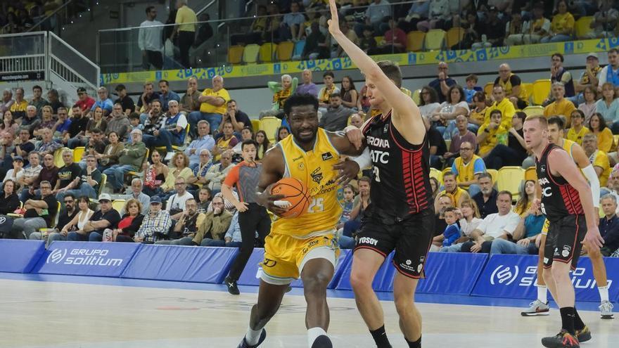 Metu ya suena para el Real Madrid y amenaza con el CB Gran Canaria a su ex, el Barça