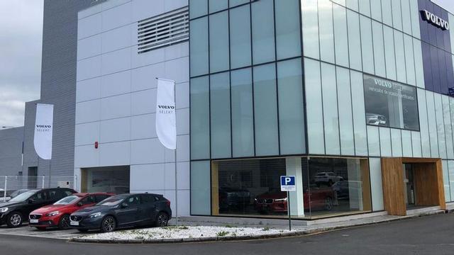 Instalaciones de Auto Salón Importaciones. |Cedida a Lne