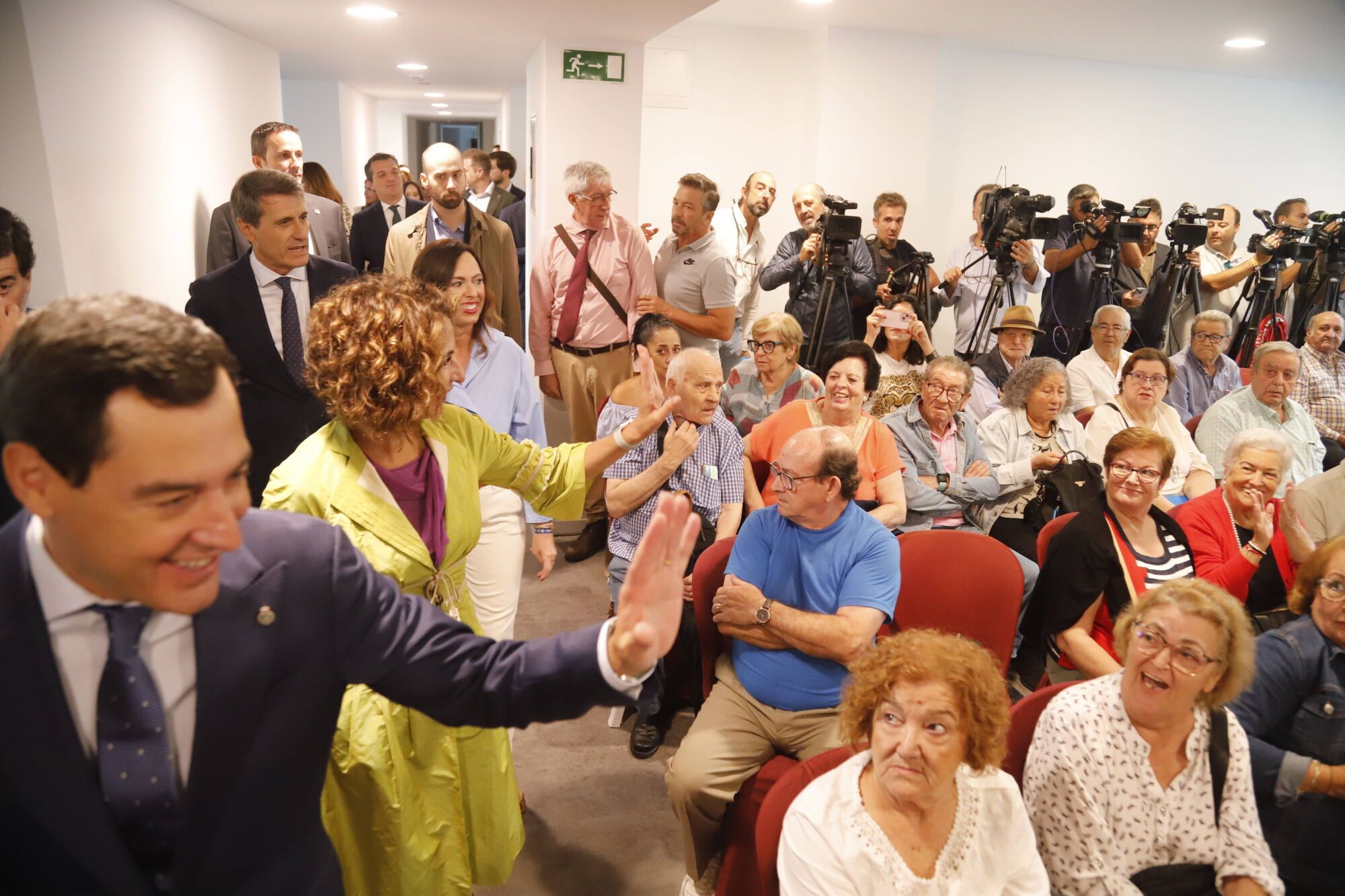 Entrega de las llaves de los apartamentos de Sama Naharro