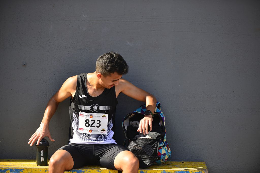 Pruebas de atletismo nacional en la pista de atletismo de Cartagena este domingo