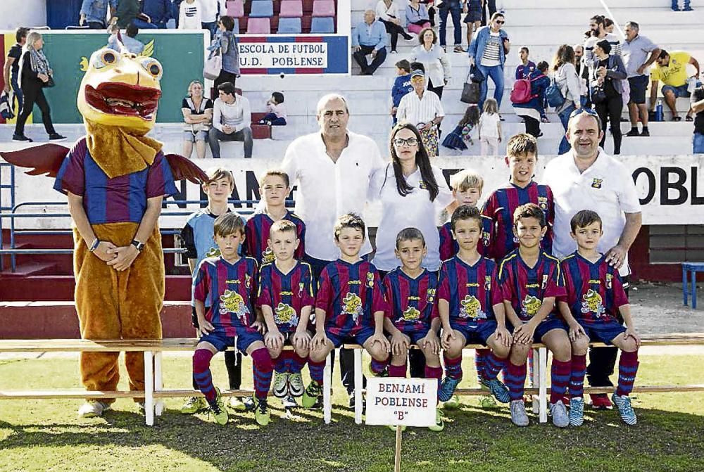 UD Poblense presenta sus equipaciones