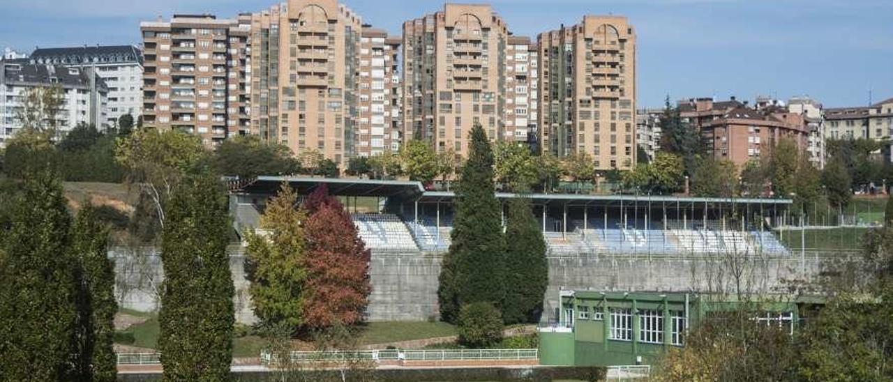 Estado actual de las pistas deportivas de San Lázaro.