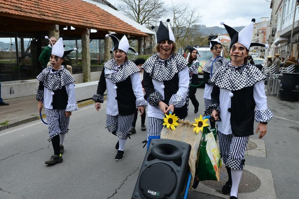 Los participantes en el Enterriño de Bueu.