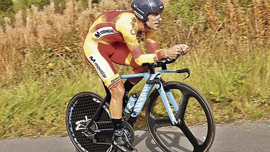 El ciclista LluÃ­s Mas, ayer en la contrarreloj celebrada en Yorkshire.