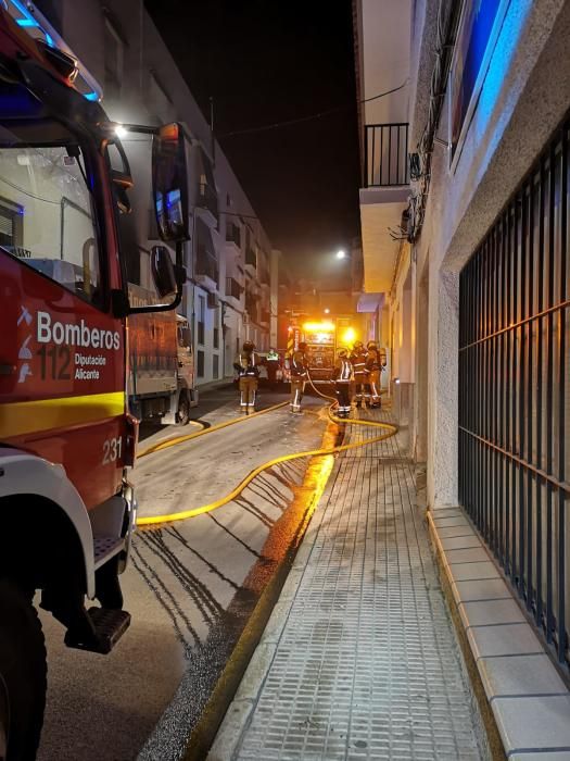 Incendio en el garaje de un edificio de Altea