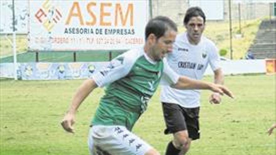 Test para el Cacereño y duelo crucial en Sierra de Fuentes