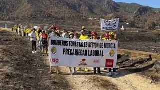 Los bomberos forestales reclaman en Los Garres más medios para proteger los montes murcianos