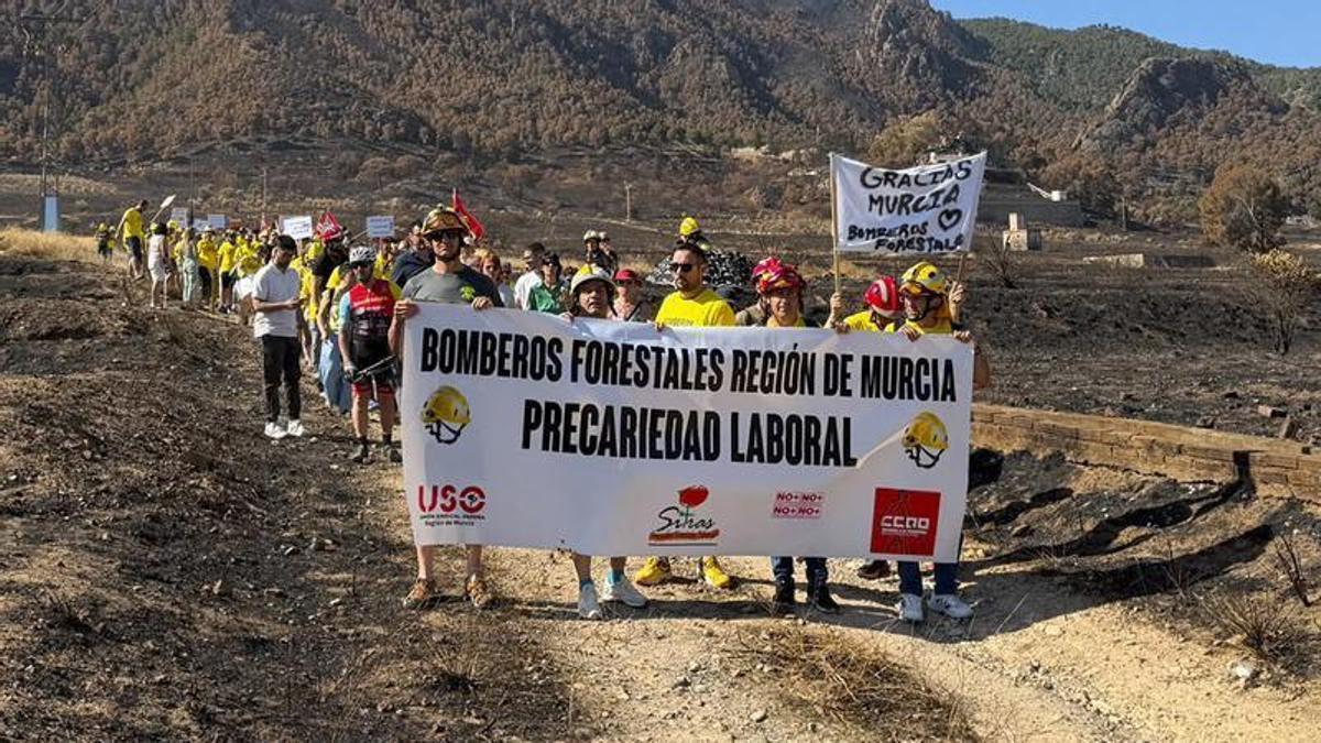 Los bomberos forestales reclaman en Los Garres más medios para proteger los montes murcianos