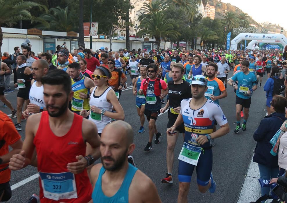 Las mejores imágenes de la Maratón de Málaga 2018