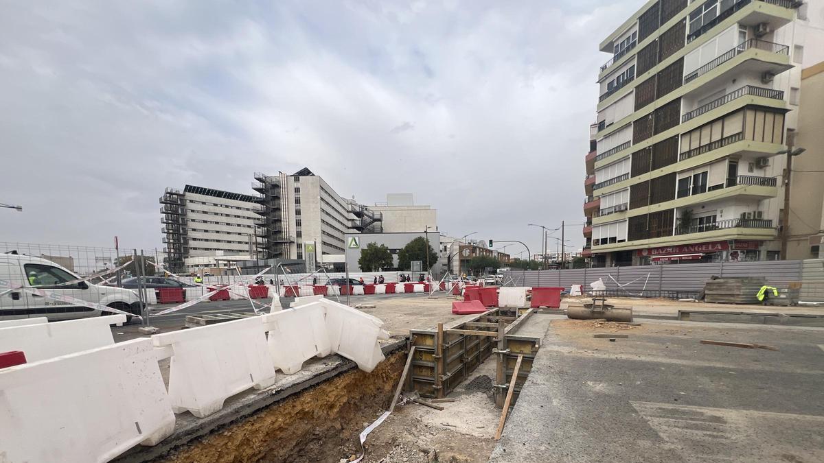 VÍDEO | Cortes de tráfico por las obras de la Línea 3 del Metro