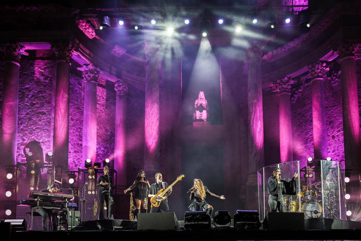 Fotogalería | Las mejores imágenes del concierto de Malú en Mérida Fotogalería | Las mejores imágenes del concierto de Malú en Mérida
