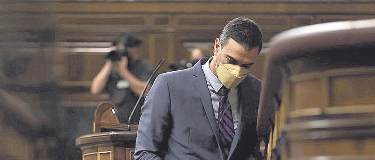 Pedro Sánchez ayer tras intervenir en la cámara baja.
