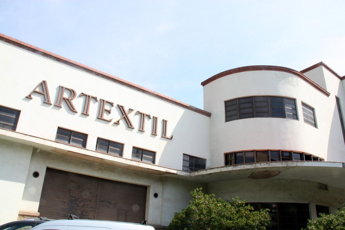 La antigua fábrica Artèxtil, la 'catedral del textil', en Sabadell.