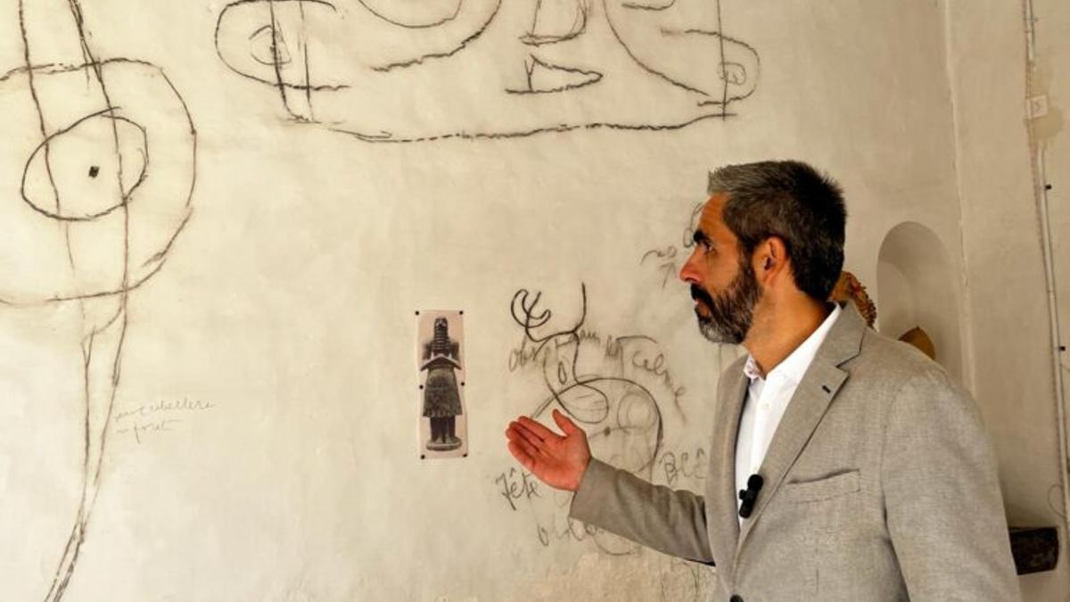 Francisco Copado guiará una visita por la exposición 'Son Boter de Miró. Una mirada al pasado'.