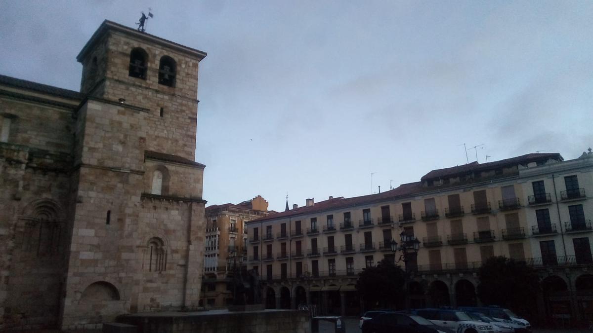La plaza Mayor de Zamora, esta mañana de sábado.