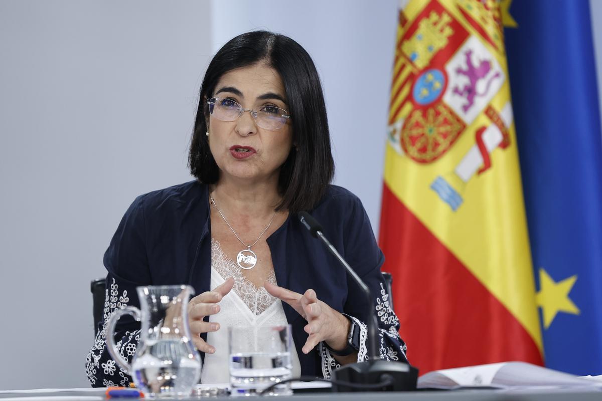 La ministra de Sanidad, Carolina Darias durante la rueda de prensa posterior a la reunión del Consejo de Ministros celebrada este martes en el Palacio de La Moncloa. La ministra de Sanidad, Carolina Darias durante la rueda de prensa posterior a la reunión del Consejo de Ministros celebrada este martes en el Palacio de La Moncloa.