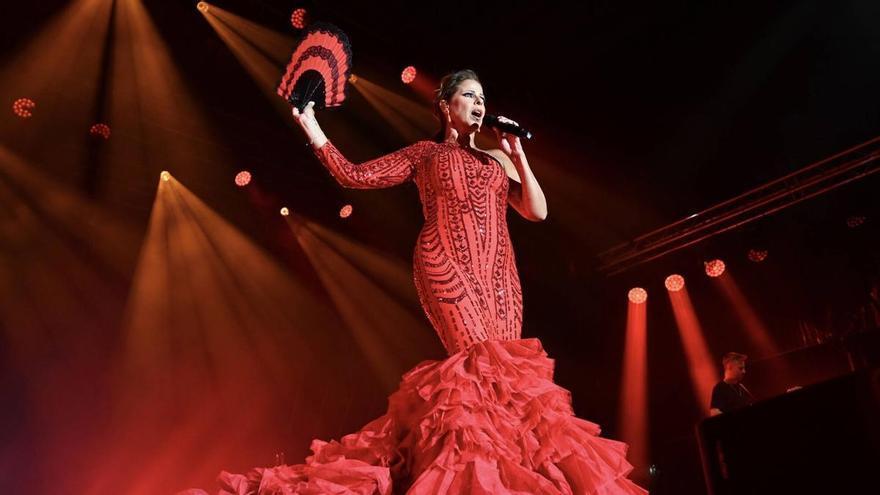 La eurovisiva Pastora Soler pone fin a las Festas da Peregrina más calurosas en años