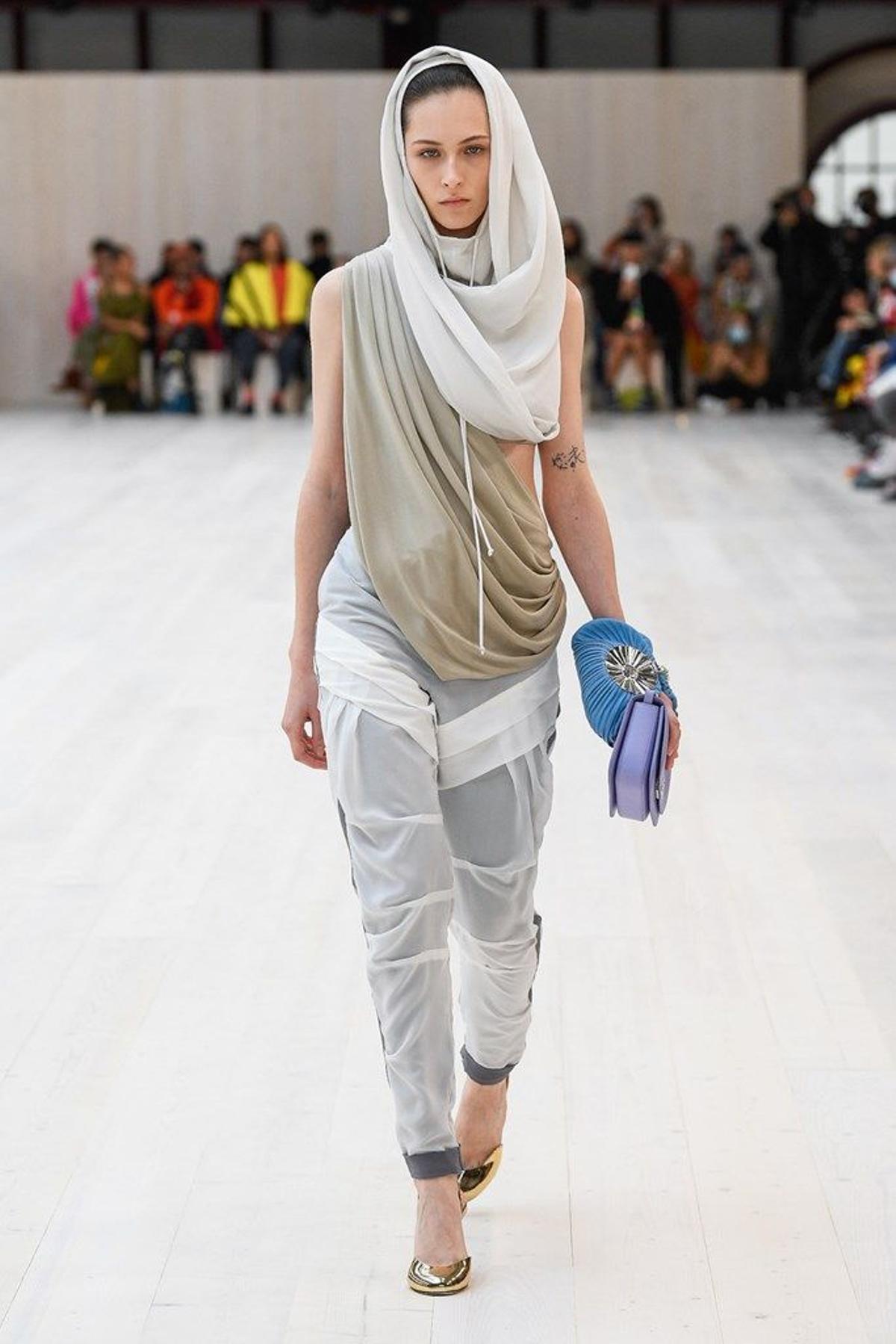 Loewe - París - Mujer - Primavera-Verano 2022 54