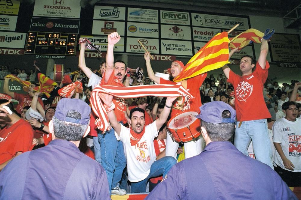 El TDK Manresa, campió de Lliga la temporada 1997-1998