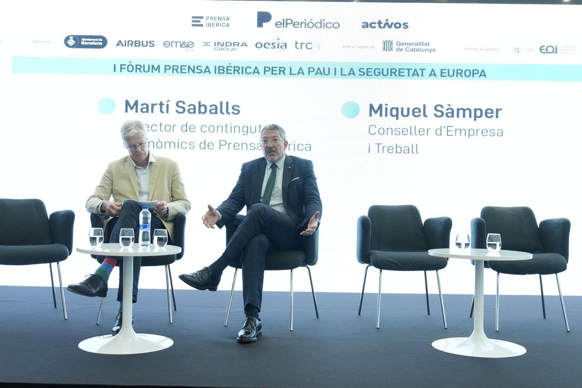 Martí Saballs, director de contenidos económicos de Prensa Ibérica, y Miquel Sàmper, Conseller dEmpresa i Treball