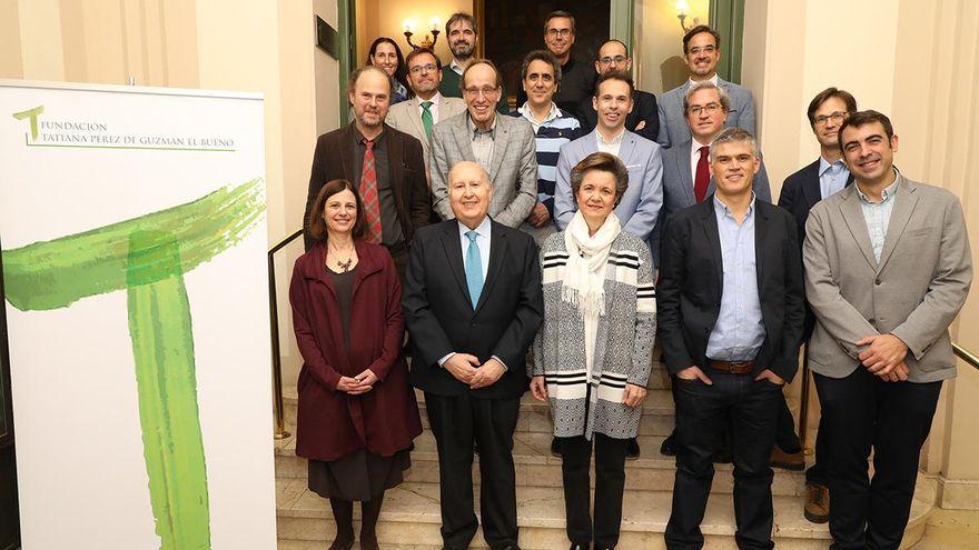 Foto de familia de los expertos del nuevo Centro Internacional de Neurociencia.