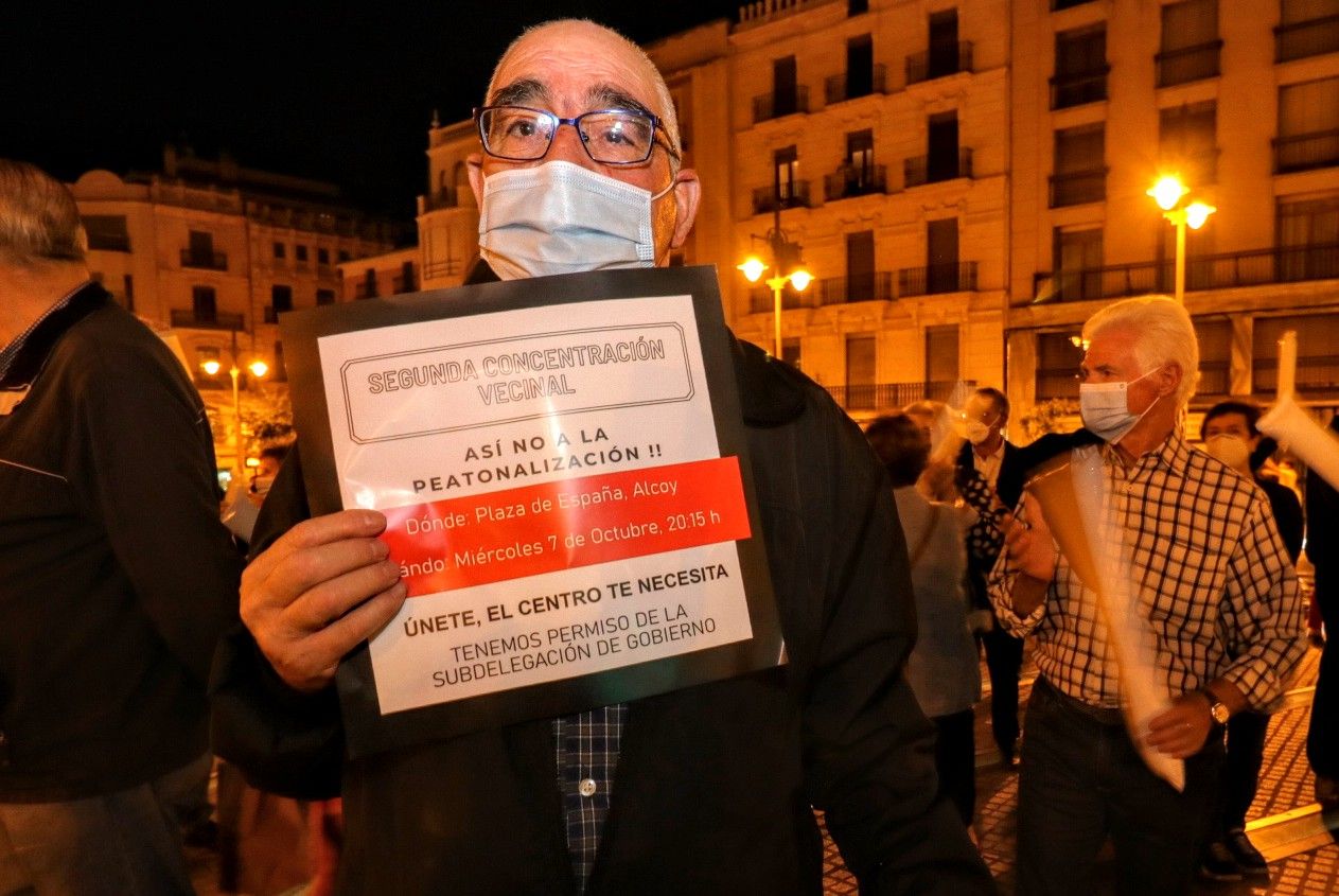 Nueva protesta de los vecinos contra el plan de peatonalización del centro de Alcoy