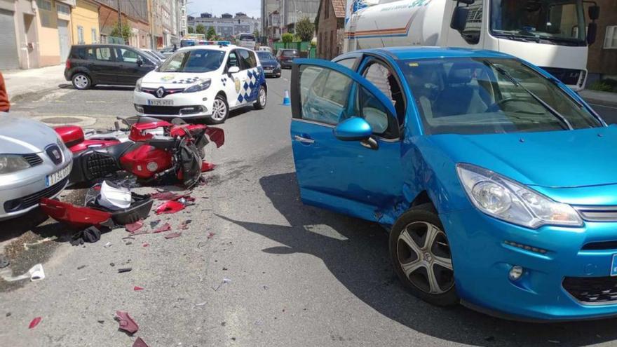 Motorista herido en A Estrada y mujer arrollada en Agolada