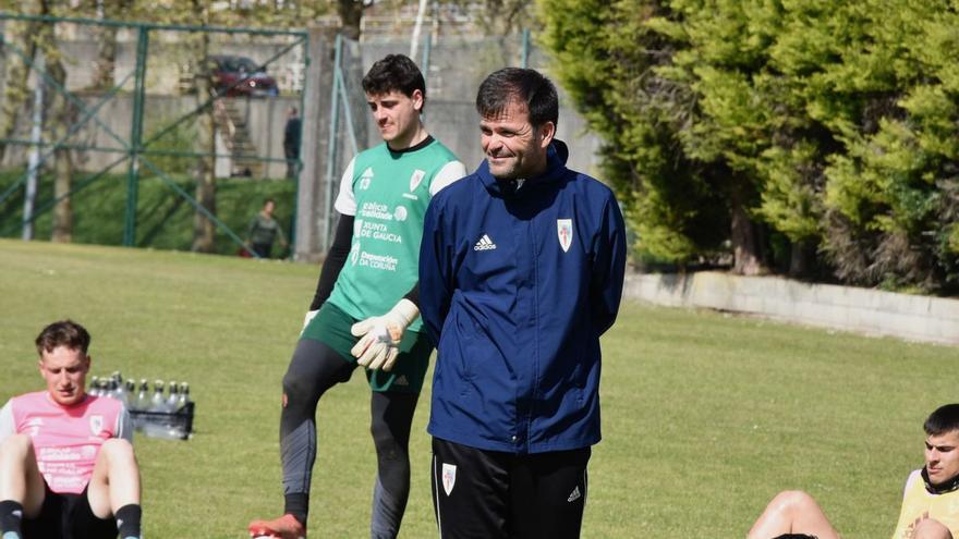 Juan Carlos Andrés en su primer entrenamiento con el Compos este miércoles. Debutará el domingo en Avilés