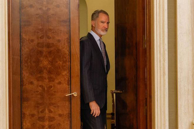 El Rey y Feijóo coincidirán en la toma de posesión de Keiko Fujimori en pleno giro de América Latina hacia la derecha