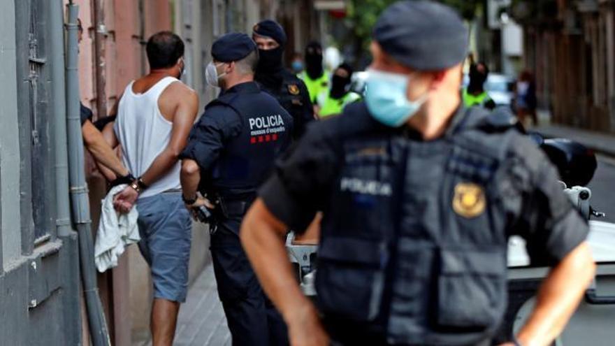 Detenidos dos yihadistas que planeaban atentar en Barcelona