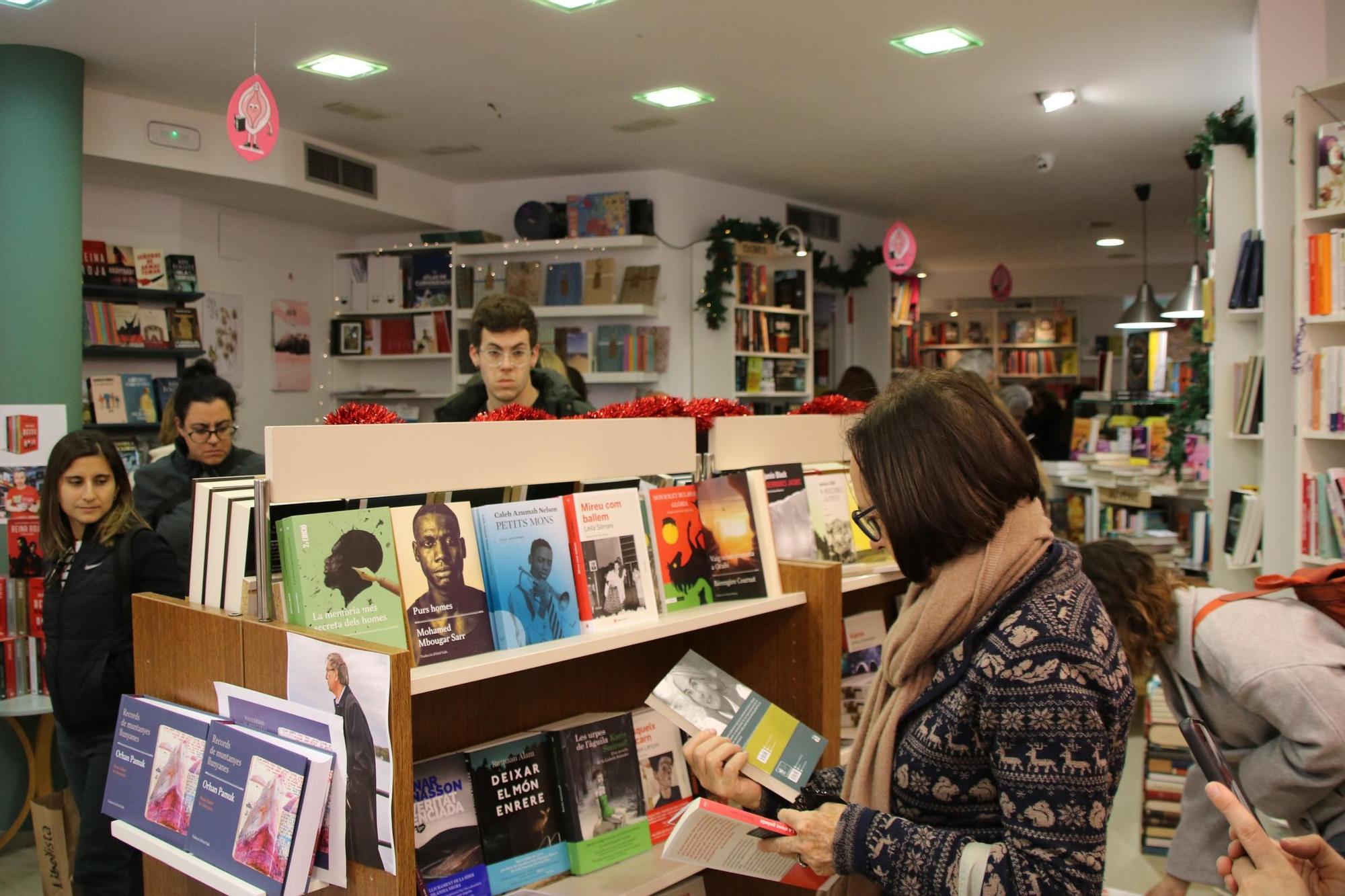 Calonge, Poble de Llibres celebra el segon aniversari dedicant-lo a la salut sexual i reproductiva de la dona