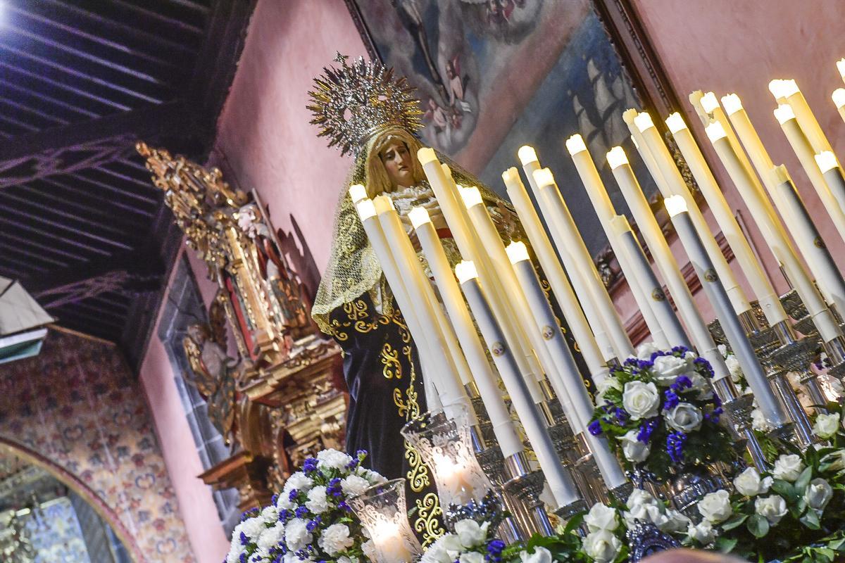 Procesion de Los Dolores de Triana Procesion de Los Dolores de Triana