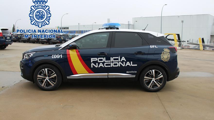 La Policía Nacional incorpora 31 vehículos híbridos enchufables a su flota en Málaga