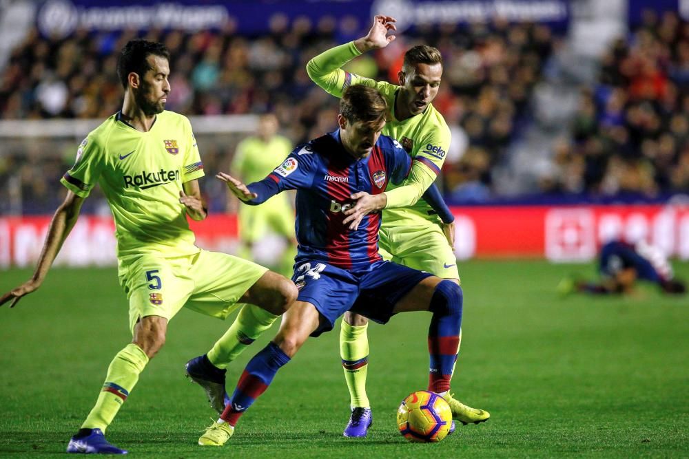 LaLiga Santander: Las mejores imágenes del Levante - Barcelona