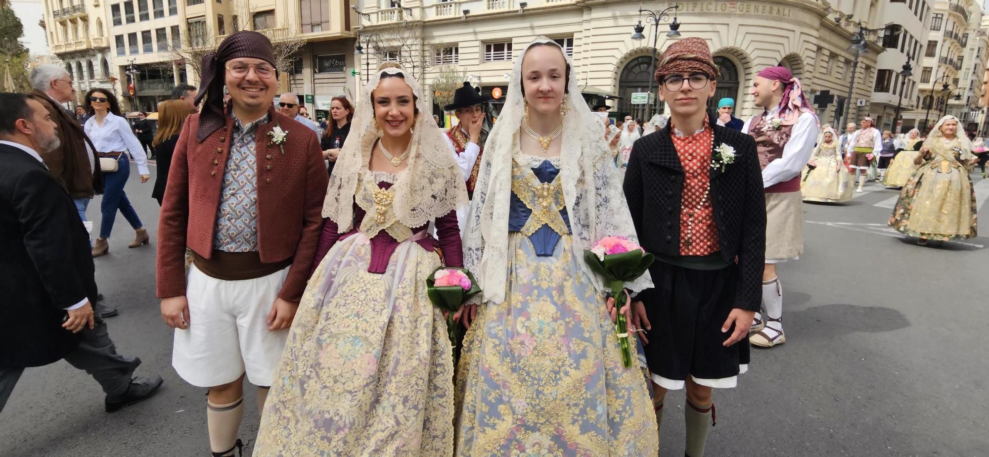 Las Fallas en la Ofrenda de San Vicente Ferrer 2024