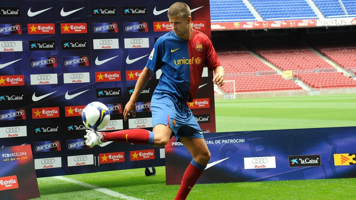 Piqué, el día de su presentación