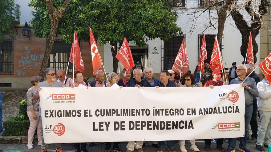 CCOO y UGT exigen el estricto cumplimiento de la ley de Dependencia