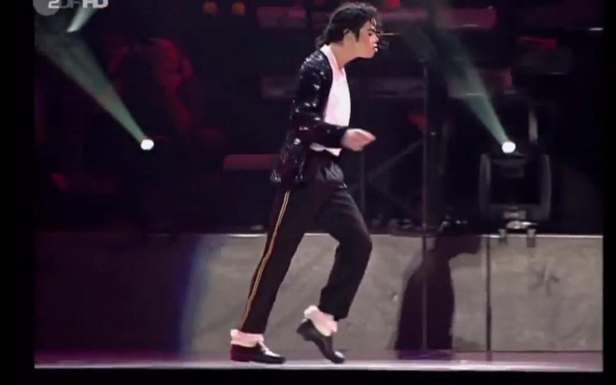 Ocho pasos de baile que jamás podríamos olvidar de Michael Jackson