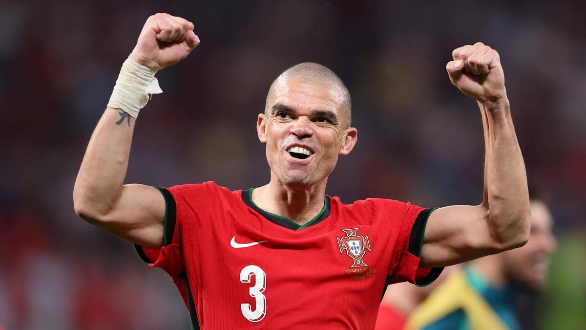 Pepe, defensa portugués.