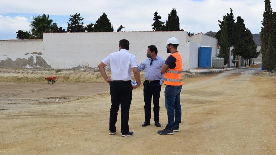 Comienzan las obras de ampliación del cementerio de Puerto de Mazarrón - La  Opinión de Murcia