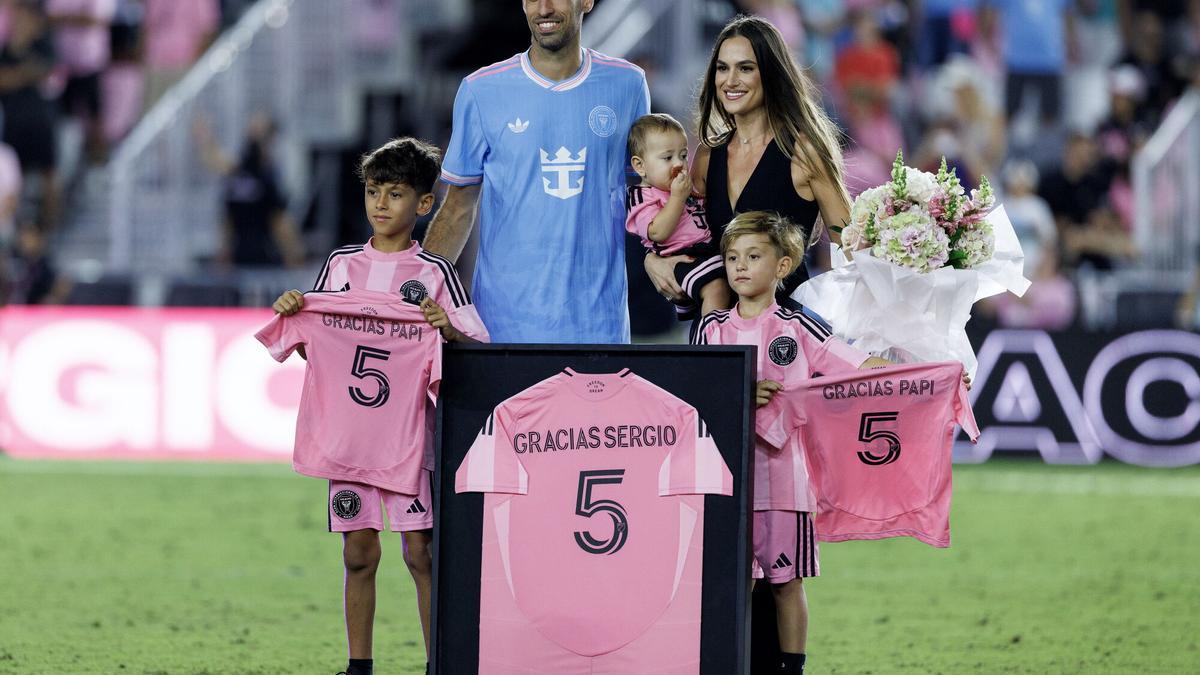 Busquets, en su homenaje en Inter Miami: "Seré entrenador, pero de momento prefiero tomarme un tiempo"
