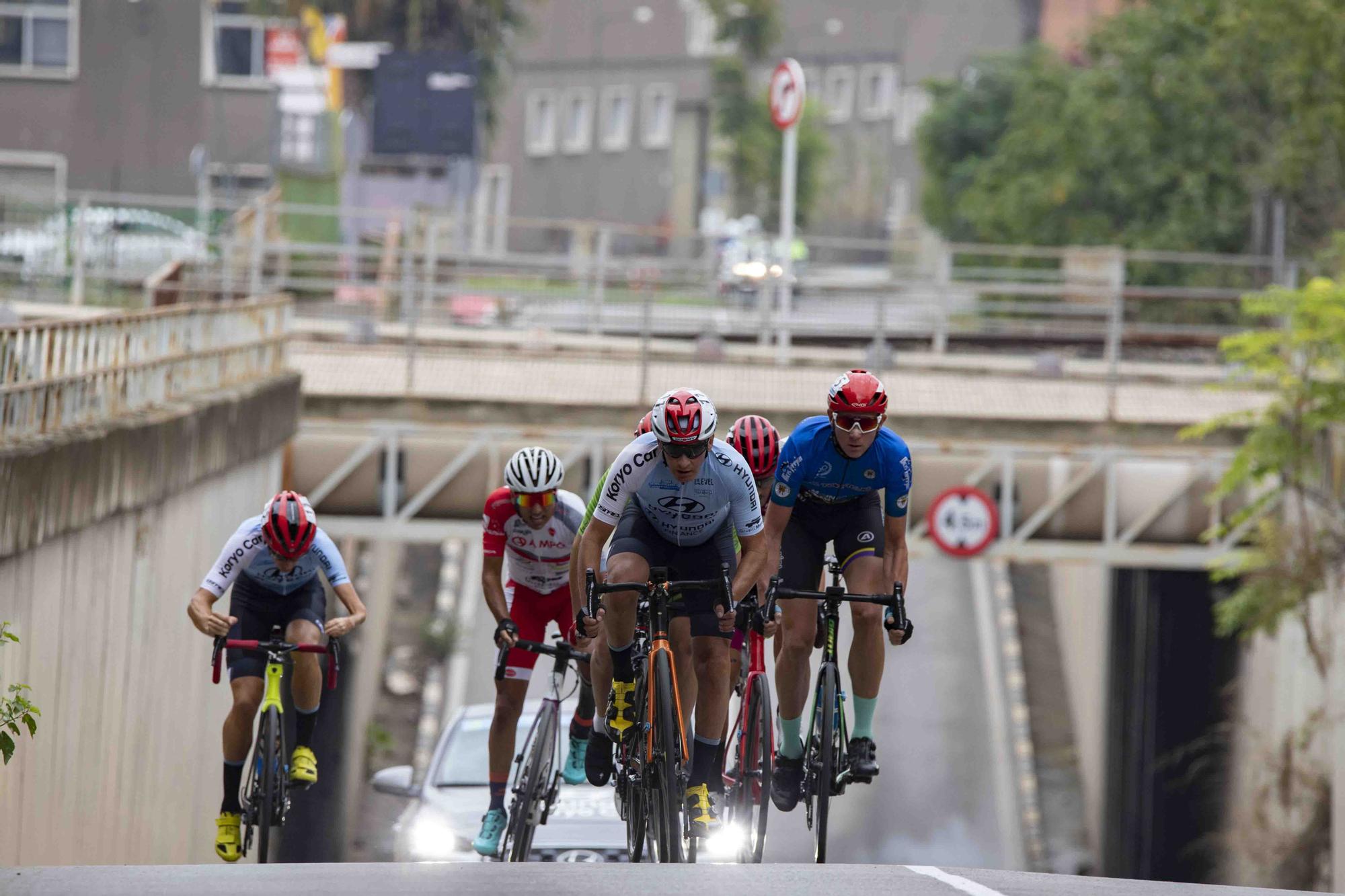 El paracycling se adueña de las calles de Xàtiva