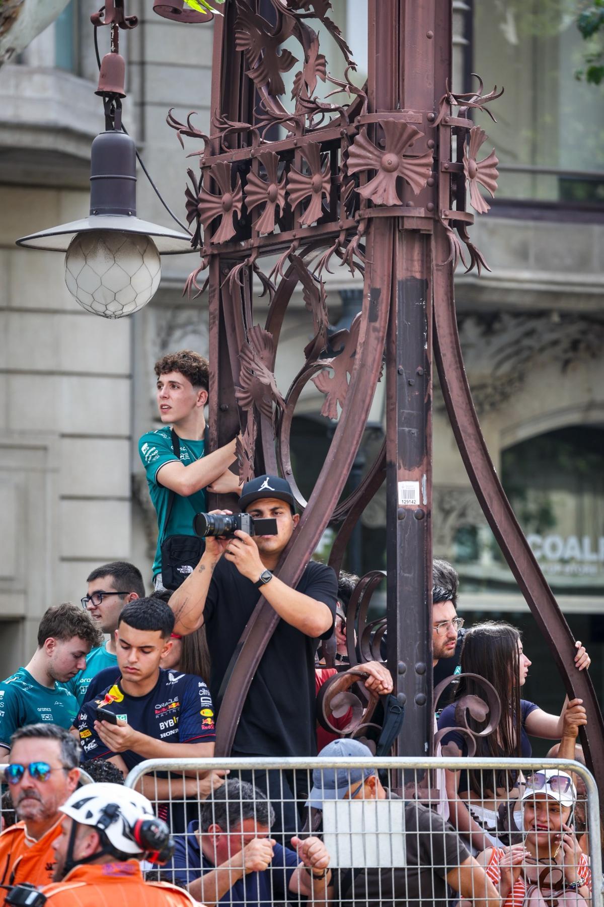 Exhibición F1 Barcelona: El Road Show en el Paseo de Gràcia, en imágenes Exhibición F1 Barcelona: El Road Show en el Paseo de Gràcia, en imágenes