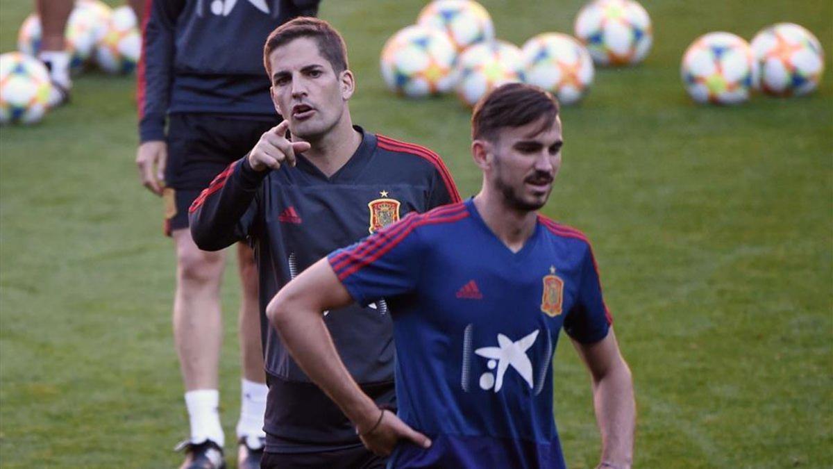 Fabián pudo entrenar en la sesión vespertina que dirigió Robert Moreno