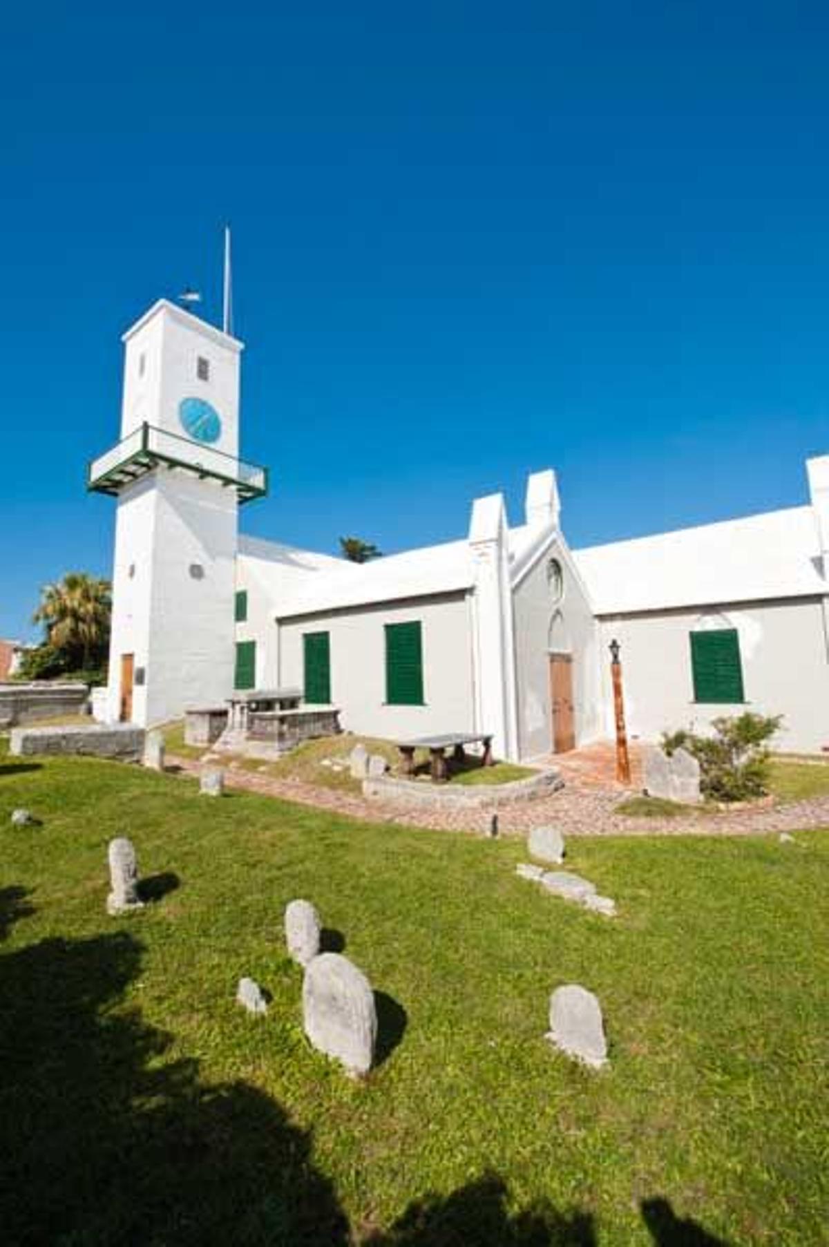 Iglesia de San Pedro en la isla de Saint George.