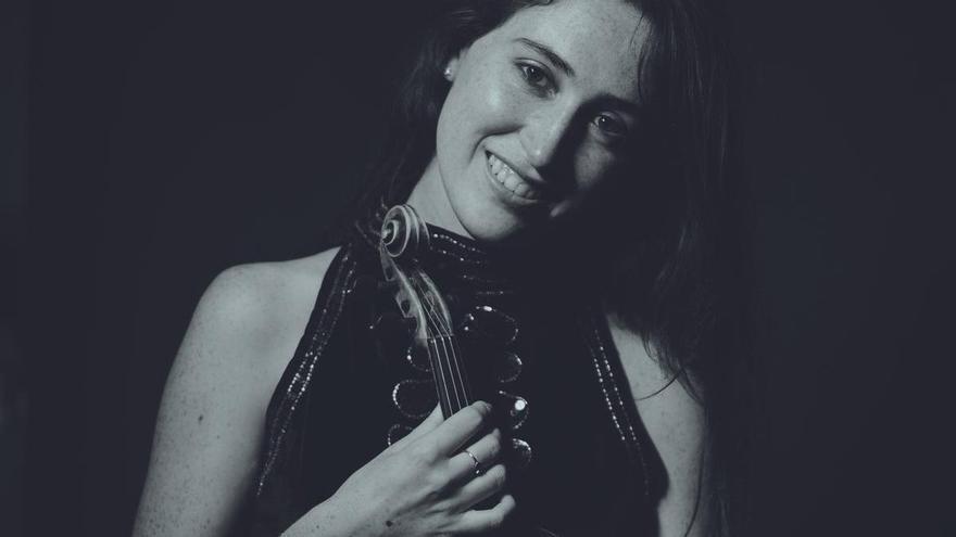 La violinista Alexis Hatch debuta con la Orquesta de Extremadura en Badajoz