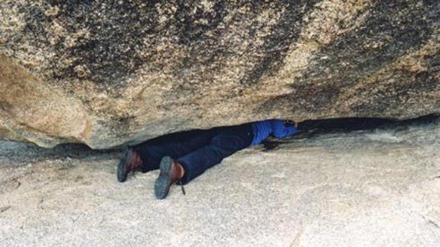 Fotogalería | El Santuario de los Barruecos: la claustrofóbica roca que esconde un tesoro rupestre